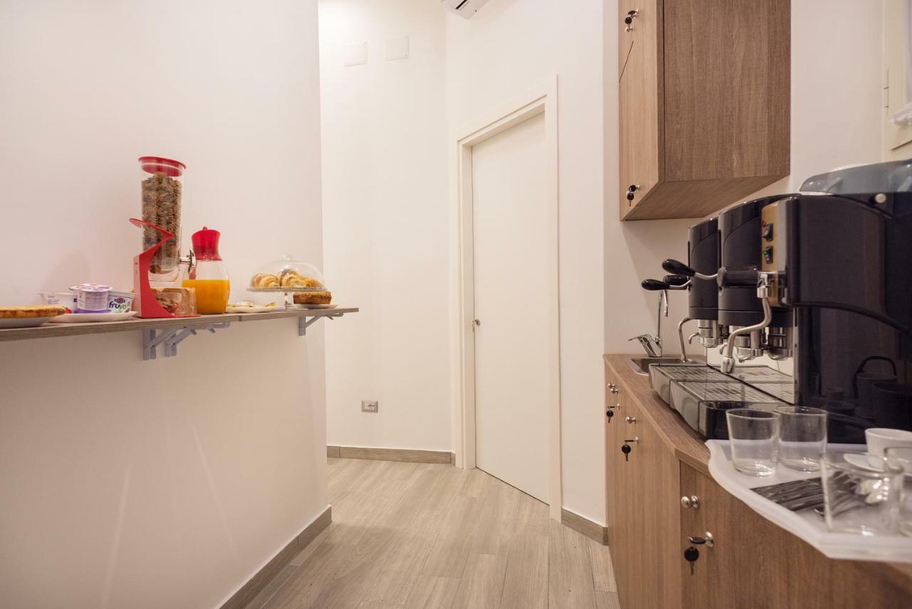 B&B Toledo One Неаполь Экстерьер фото